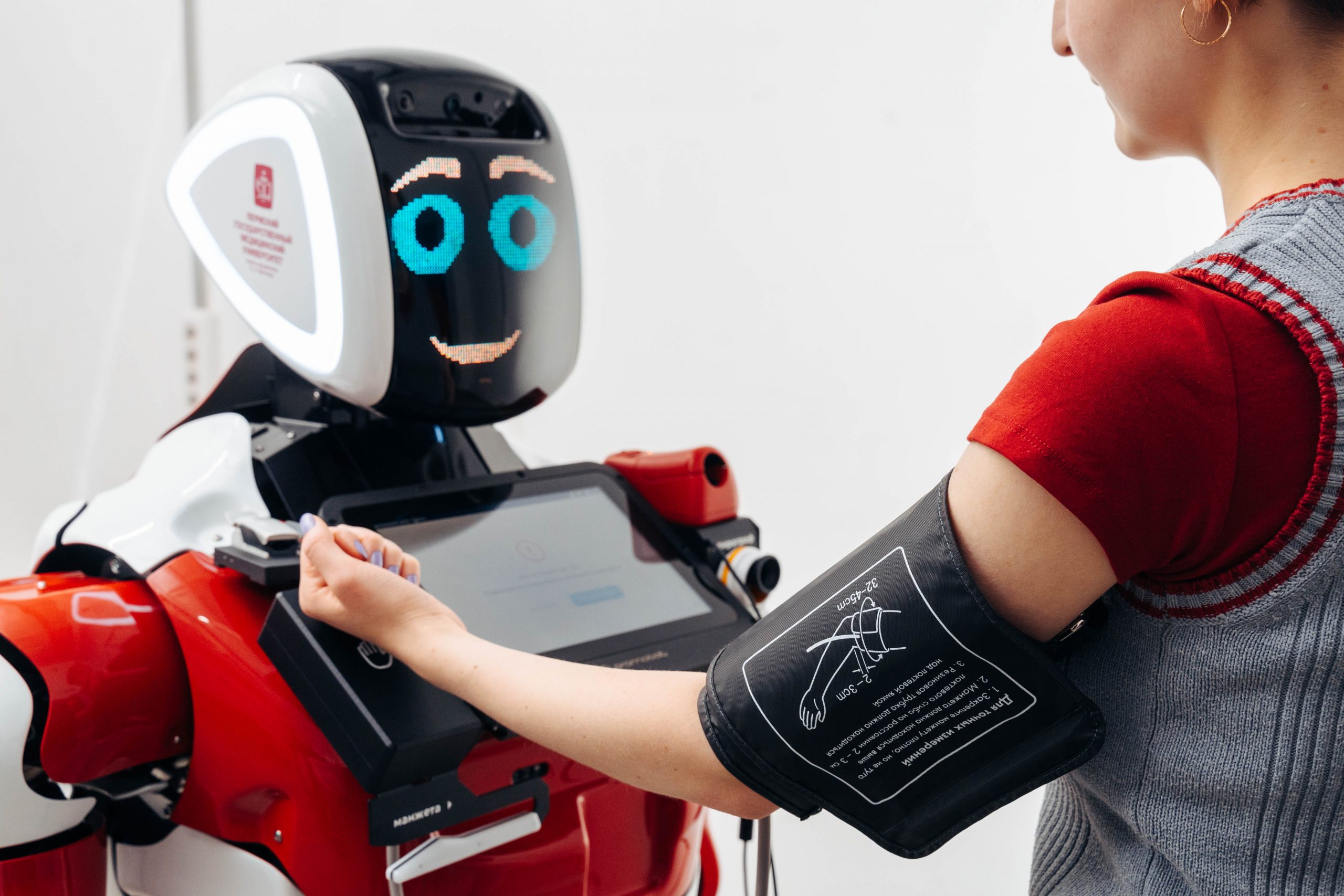 Как будут работать роботы. Робот диагност. Медицинская робототехника. Промобот v2. Промобот сканер.